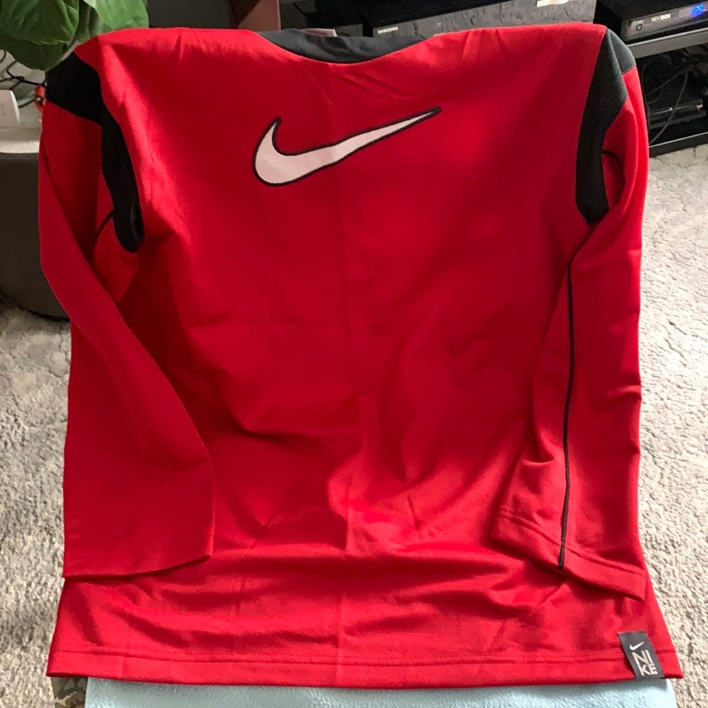 Boys Nike Long Sleeve Athletic Shirt XL